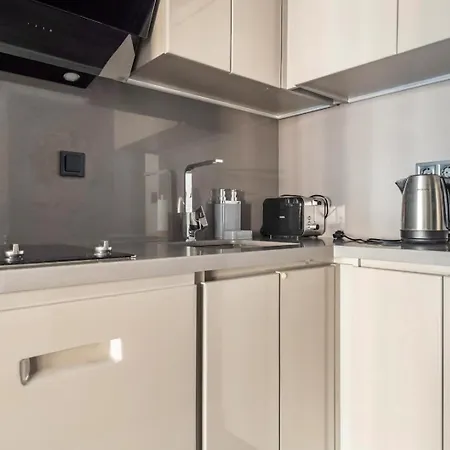 Great Location In Besiktas/akaretler דירה