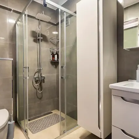 Great Location In Besiktas/akaretler